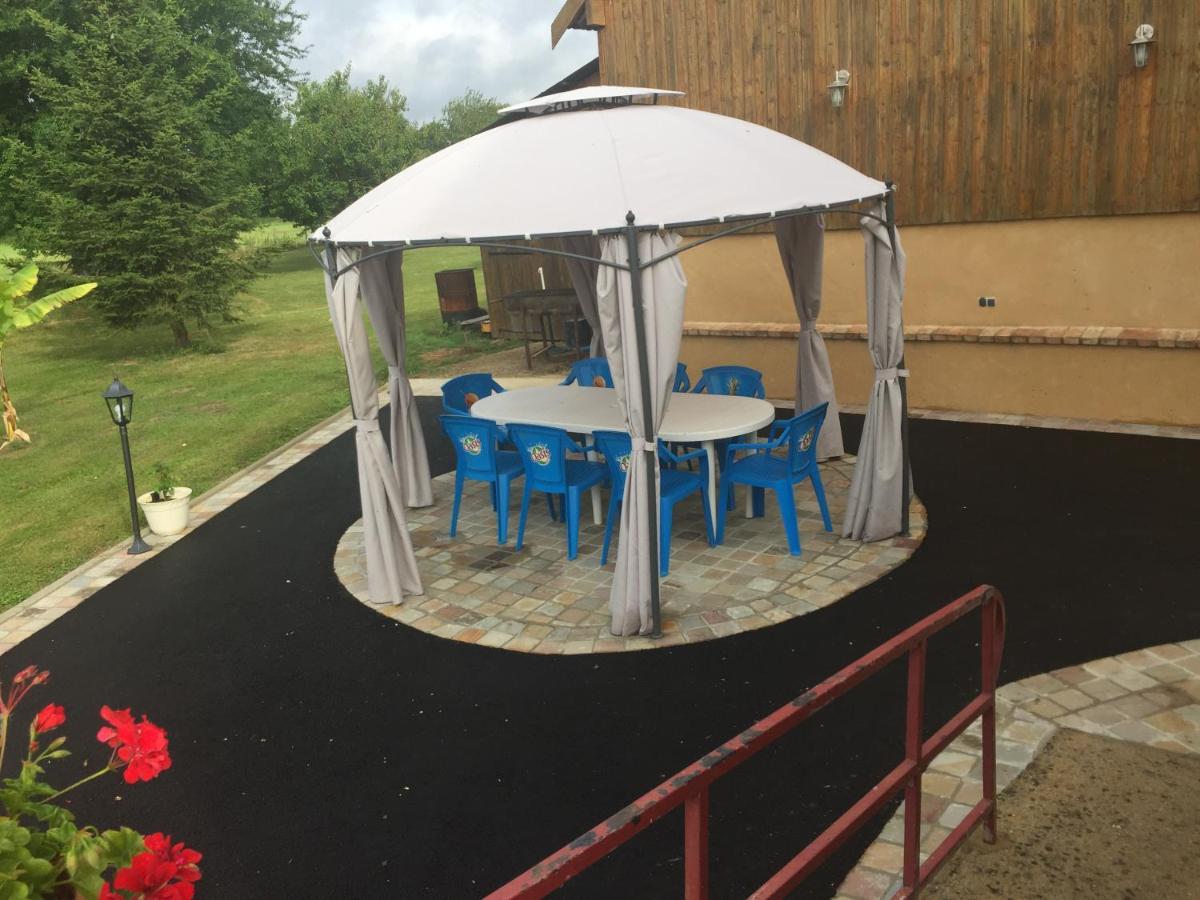 Le Petitepinay Bed & Breakfast Moitron-sur-Sarthe Luaran gambar